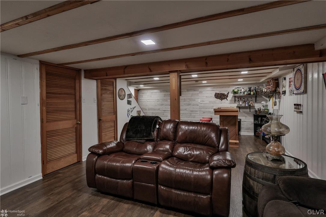 2953 Avon Road