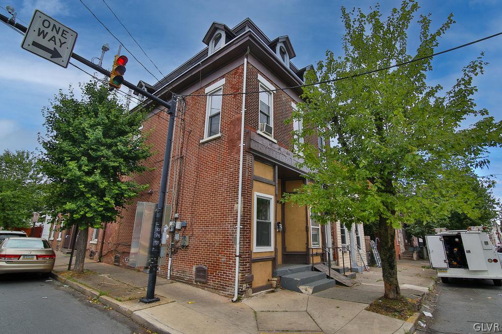 502 North 8th