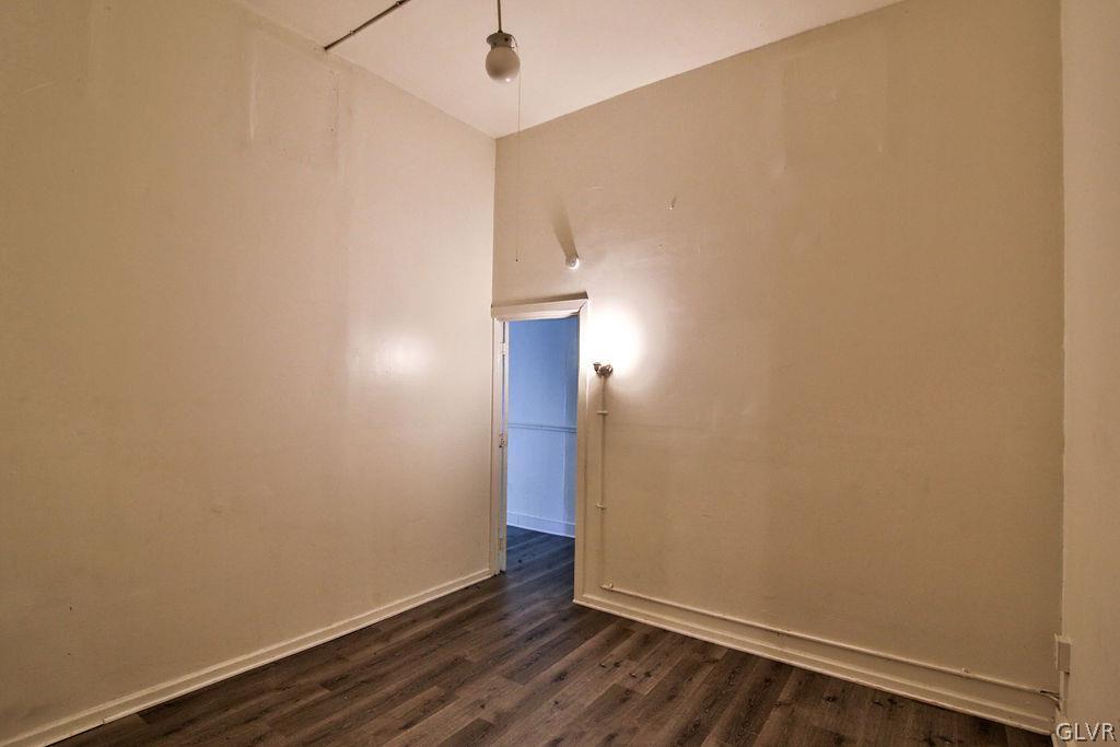502 North 8th
