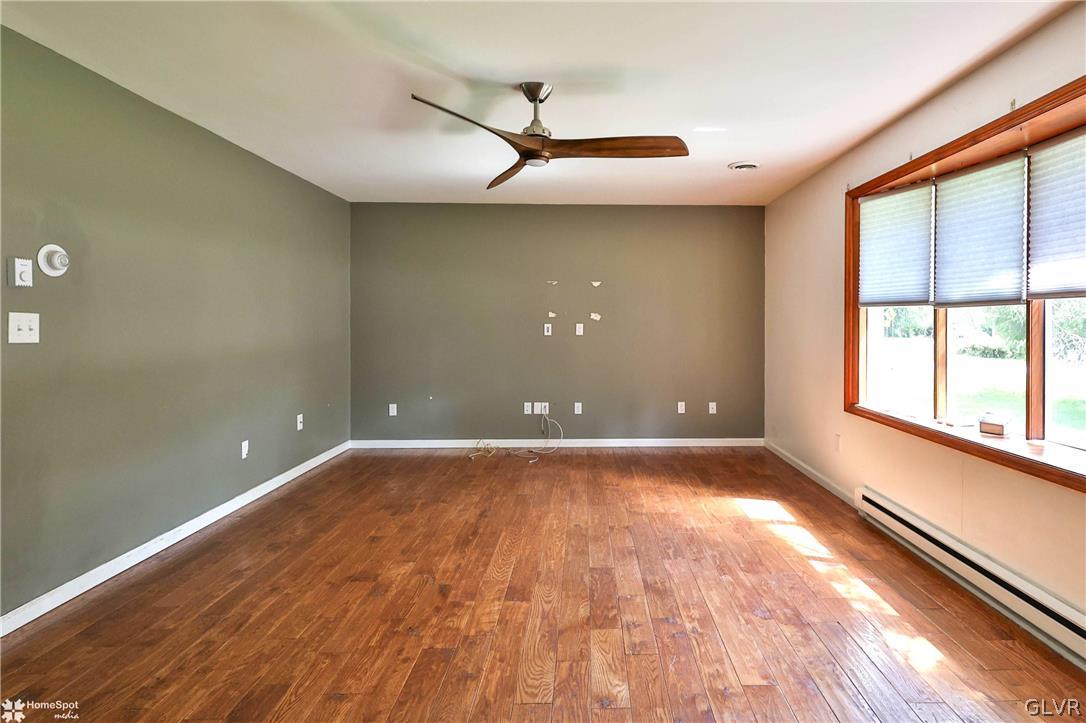 2785 Old Post Road