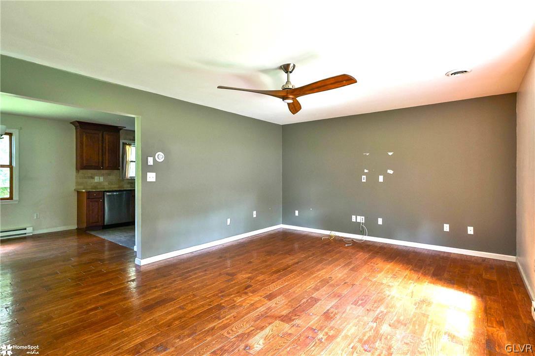 2785 Old Post Road