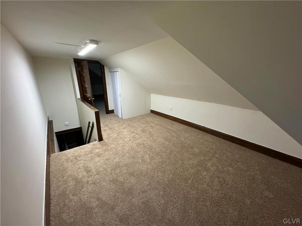 538 Maple Street