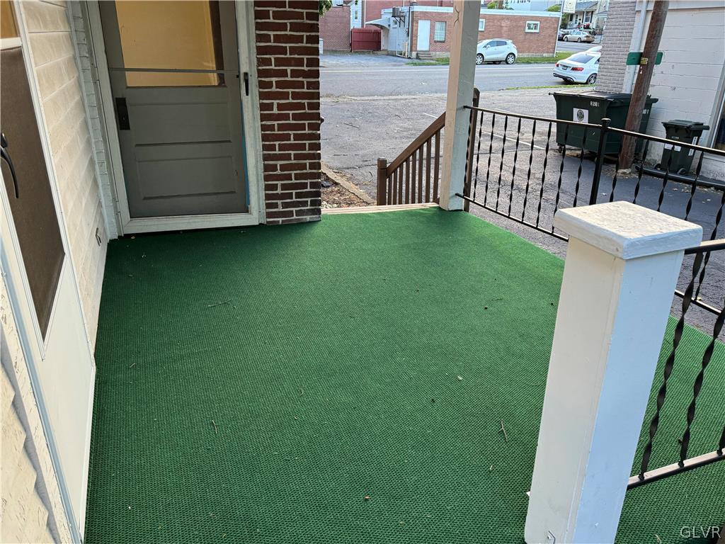 538 Maple Street