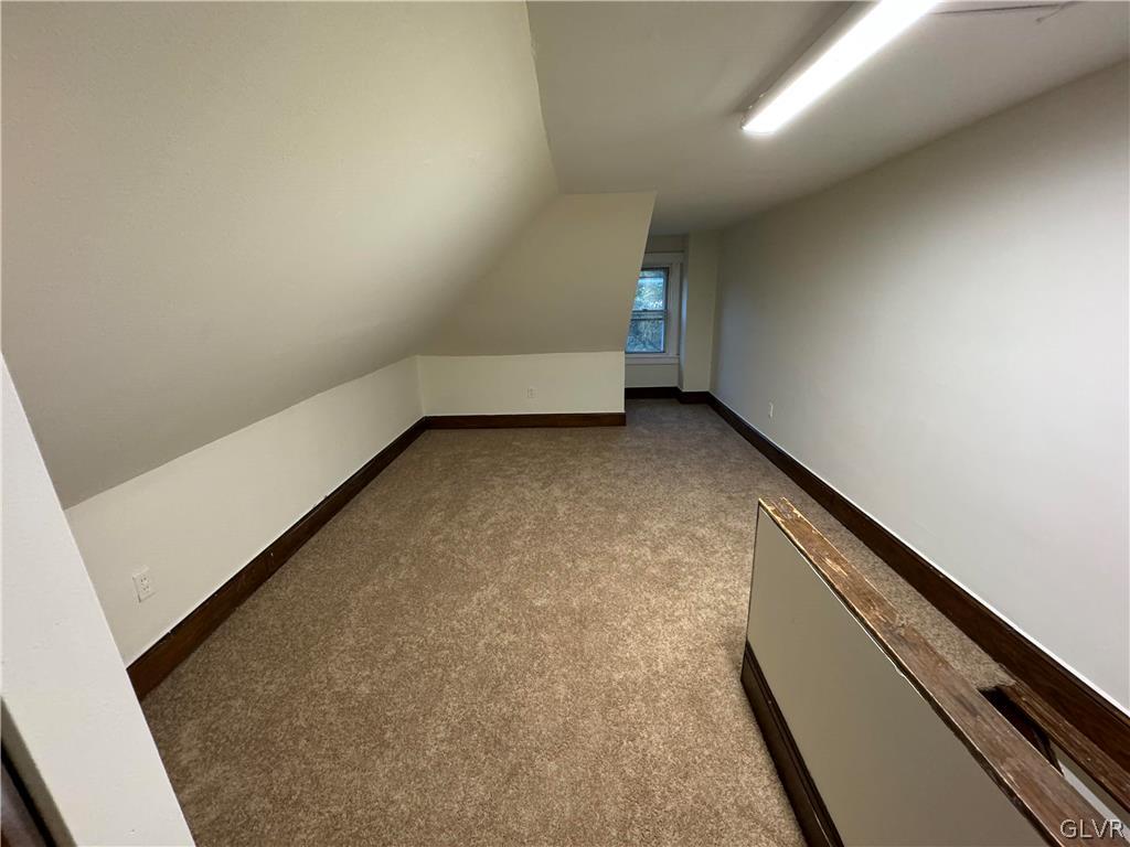 538 Maple Street