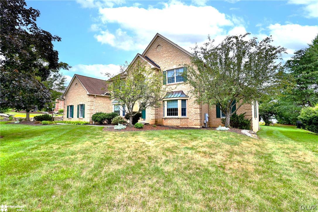 2717 Kingsbridge Lane