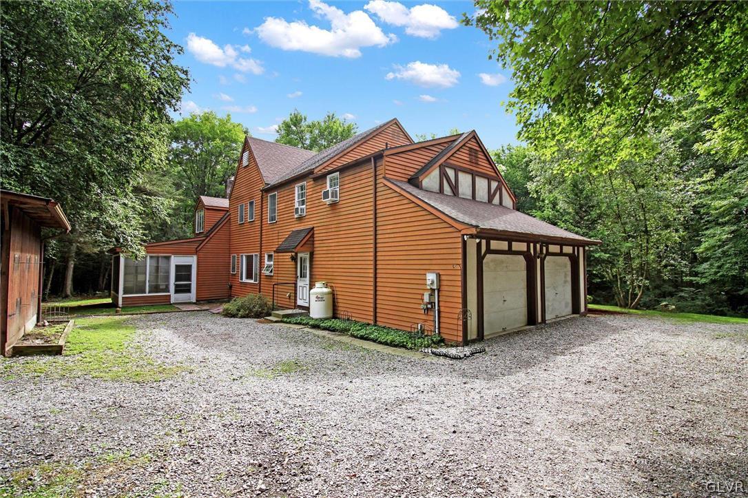 749 Valley View Road
