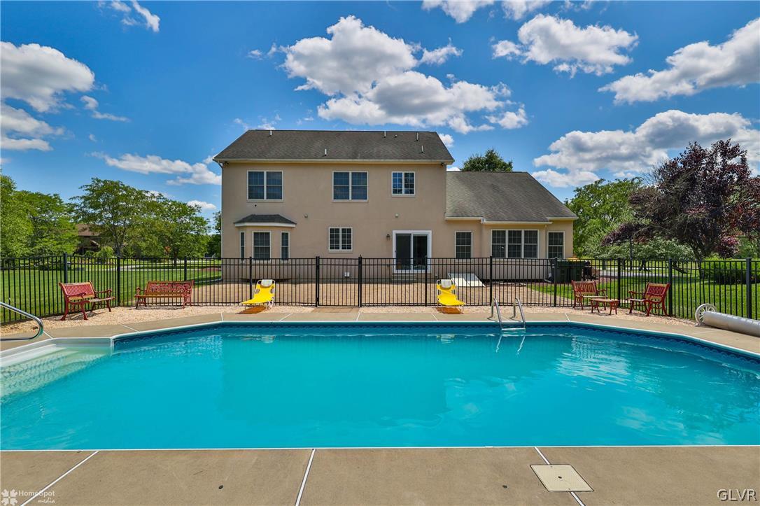 3836 Buck Hill Circle
