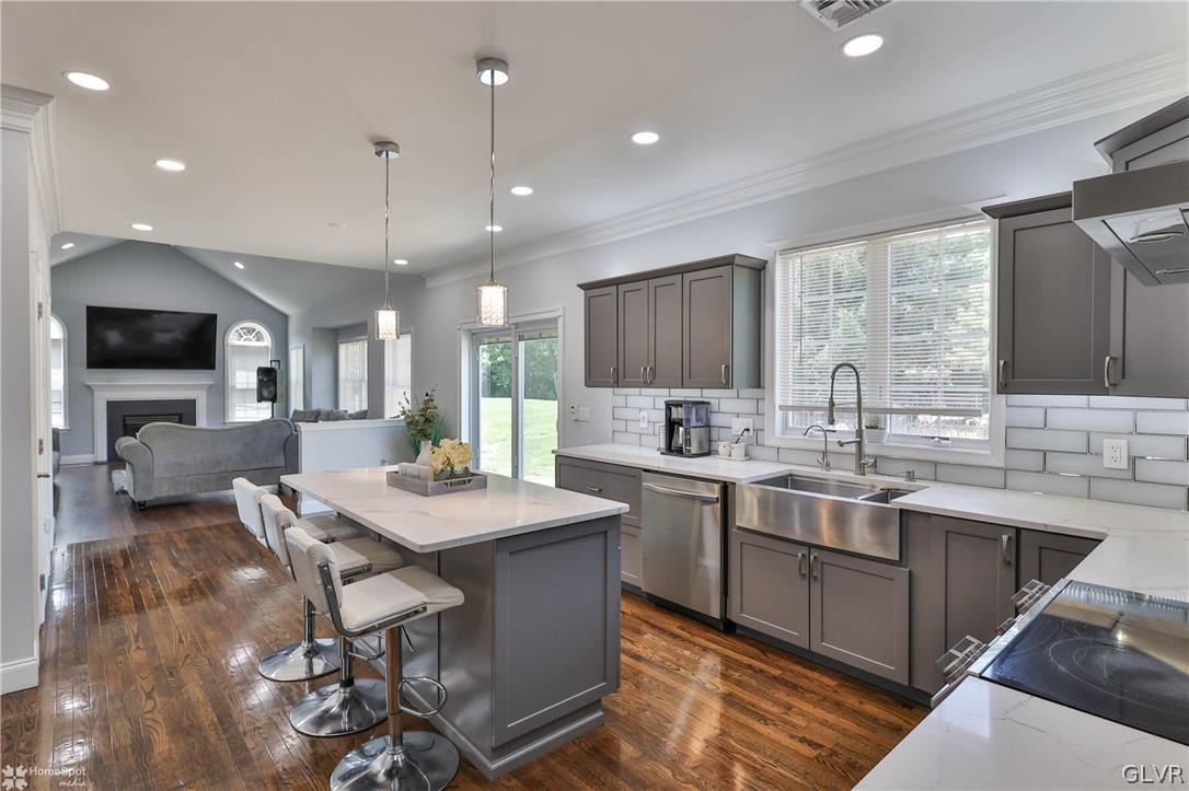 3836 Buck Hill Circle
