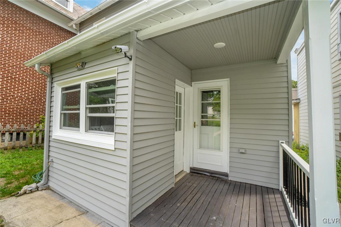 335 Hanover Street