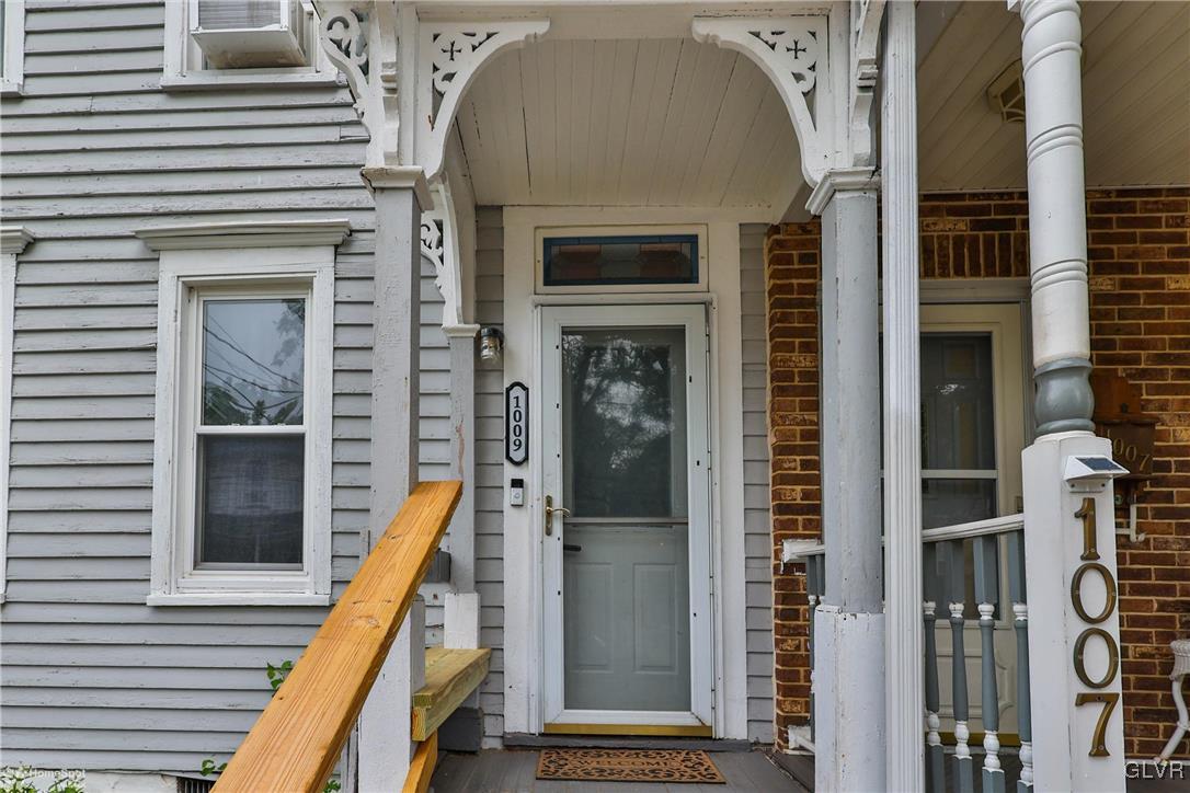 1009 West Wilkes Barre Street