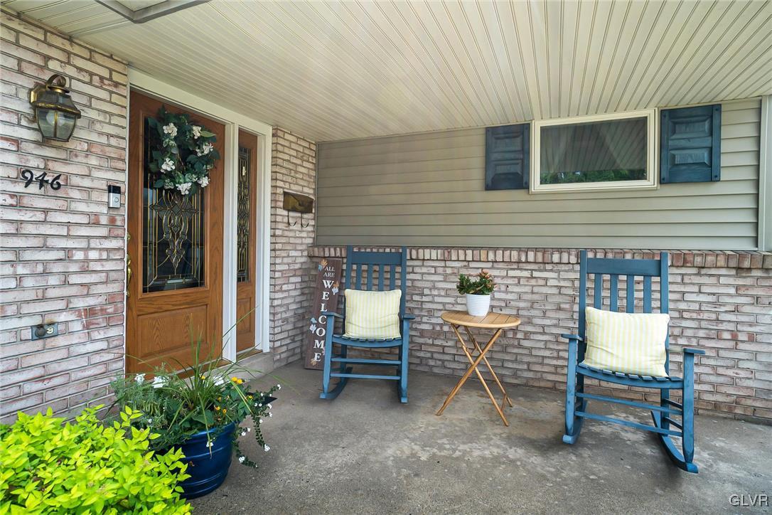 946 East Elm Street