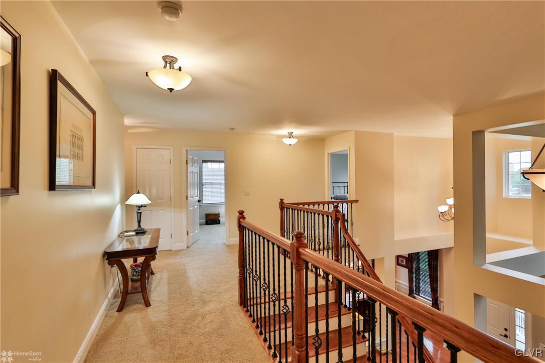875 Ramblewood Drive