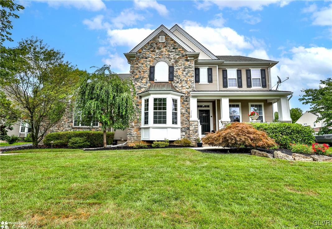 875 Ramblewood Drive