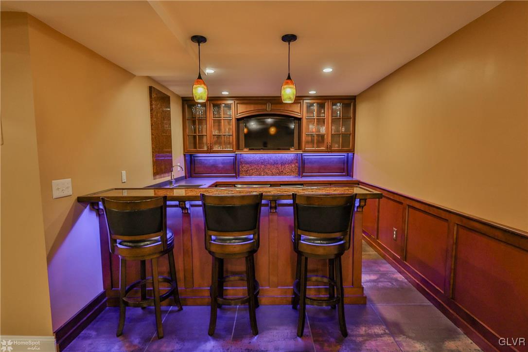 875 Ramblewood Drive