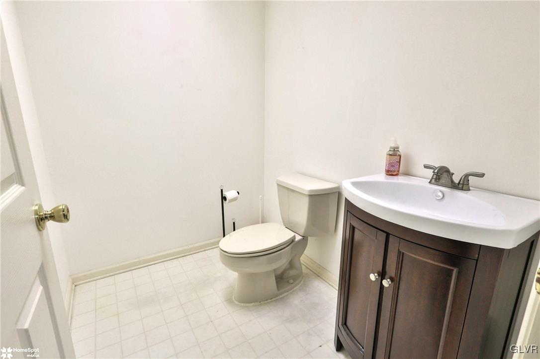 1135 Wellington Circle