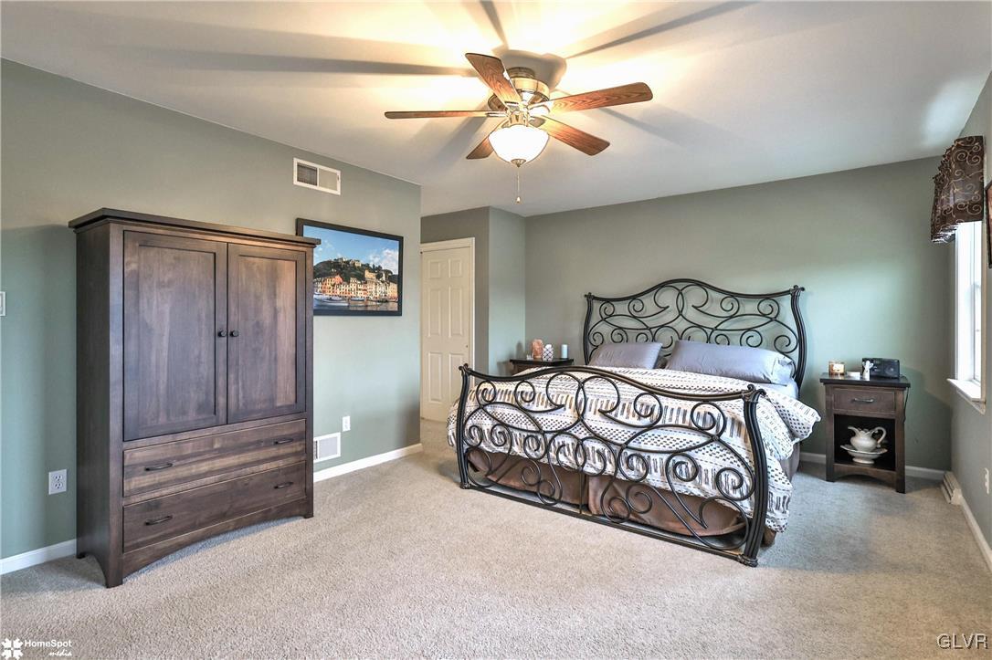 1135 Wellington Circle