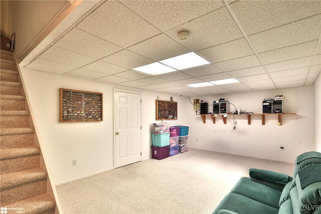 1135 Wellington Circle