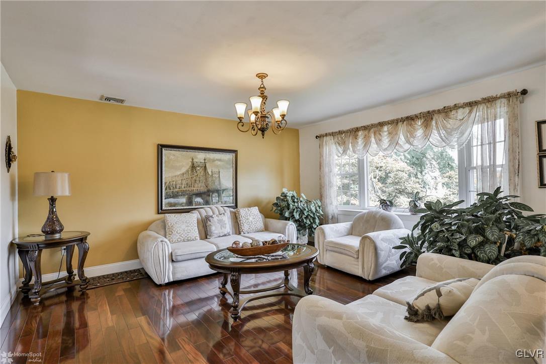 1425 Quarry Drive