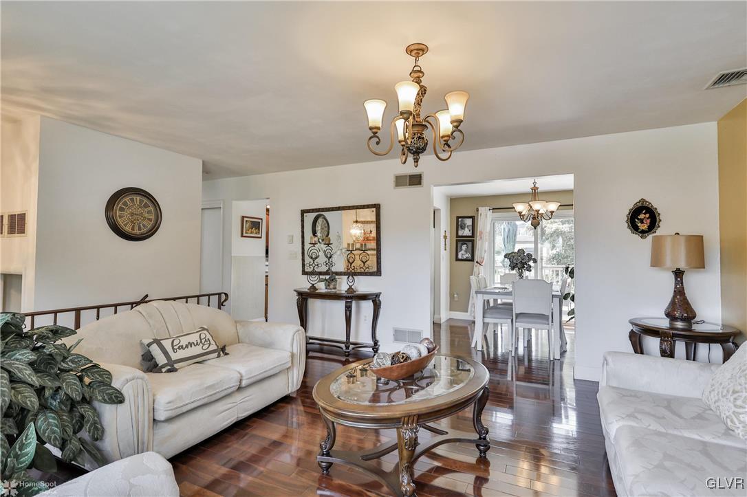 1425 Quarry Drive