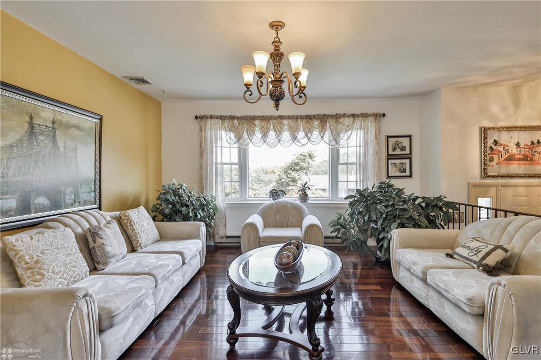 1425 Quarry Drive