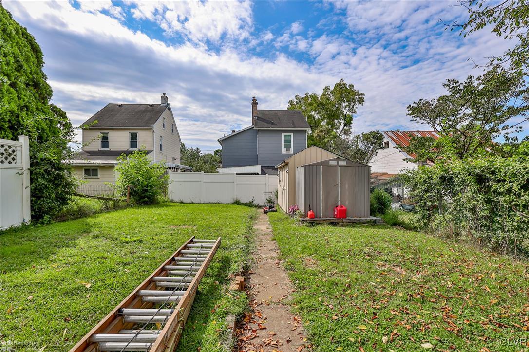 128 East Goepp Street