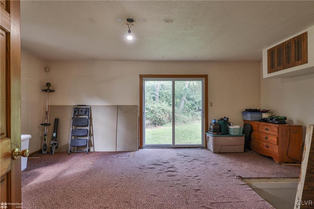 3264 Birch Road