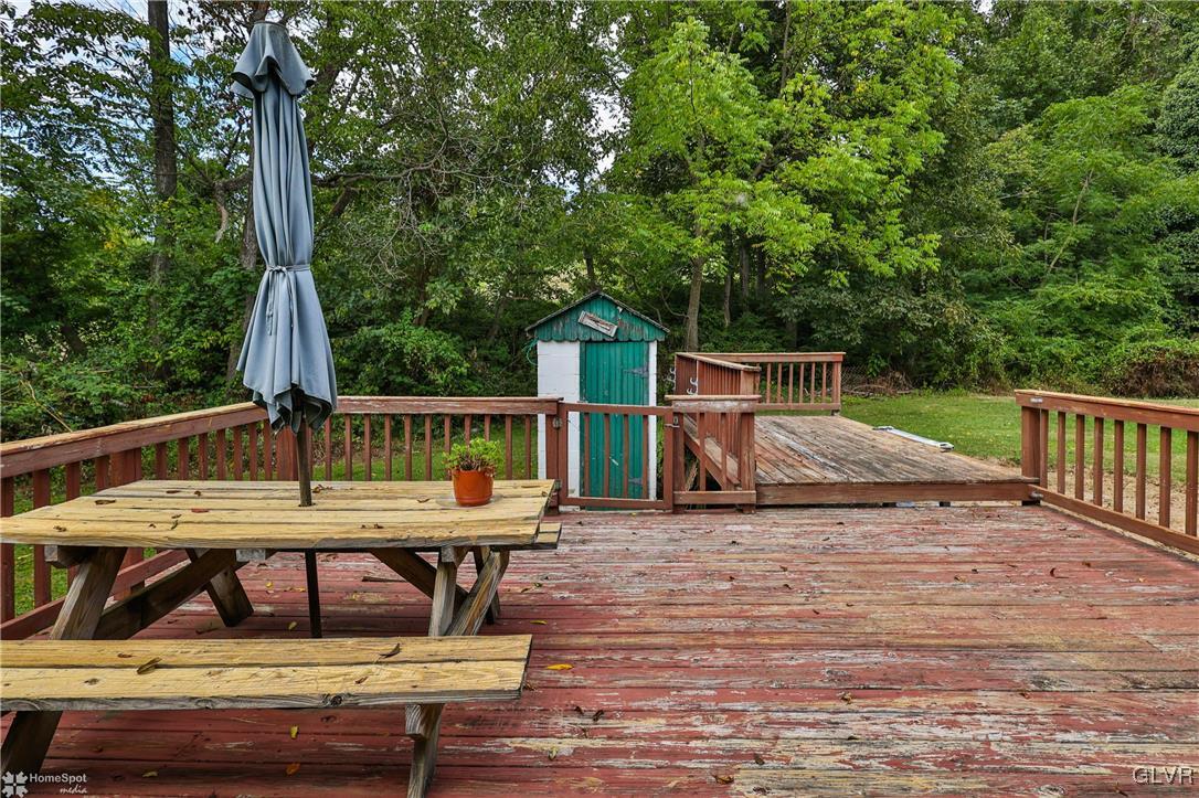 3264 Birch Road