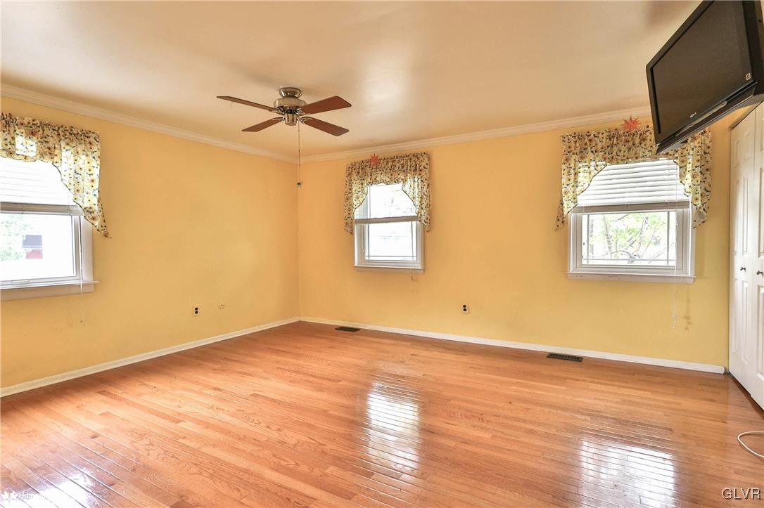 10 Whittier Court