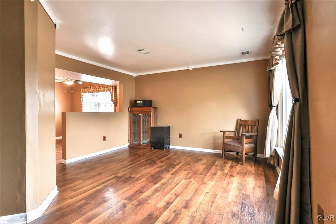 10 Whittier Court