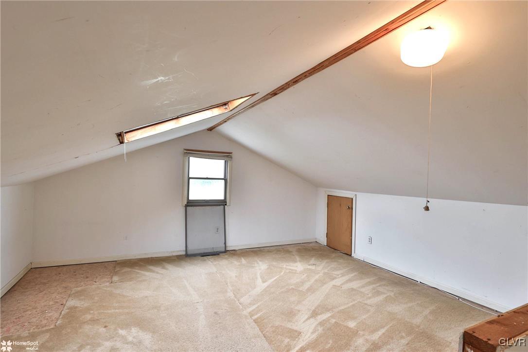 10 Whittier Court
