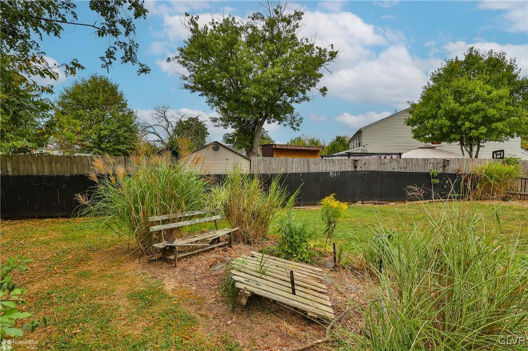 10 Whittier Court