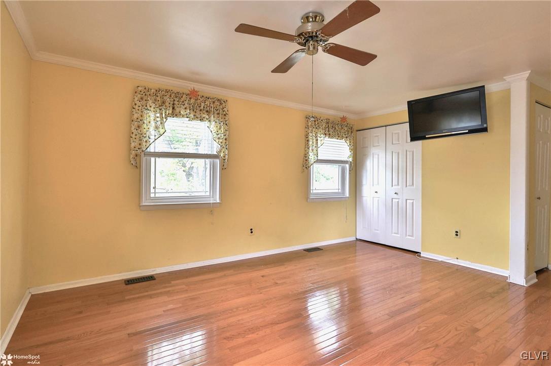 10 Whittier Court