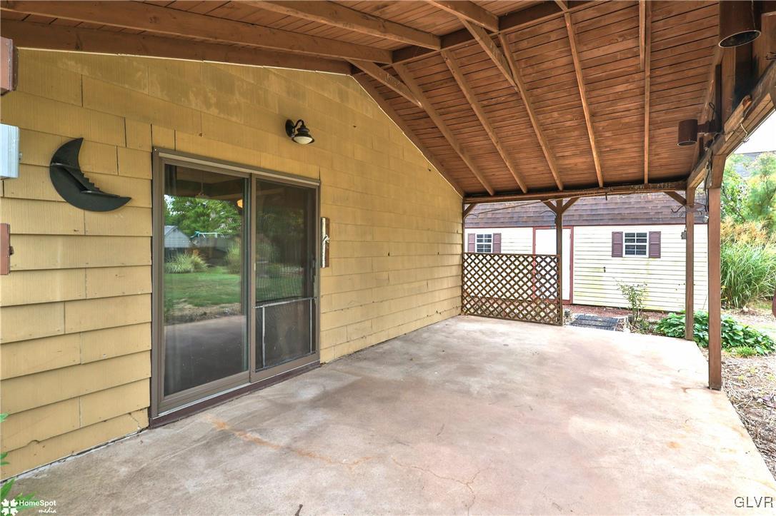 10 Whittier Court