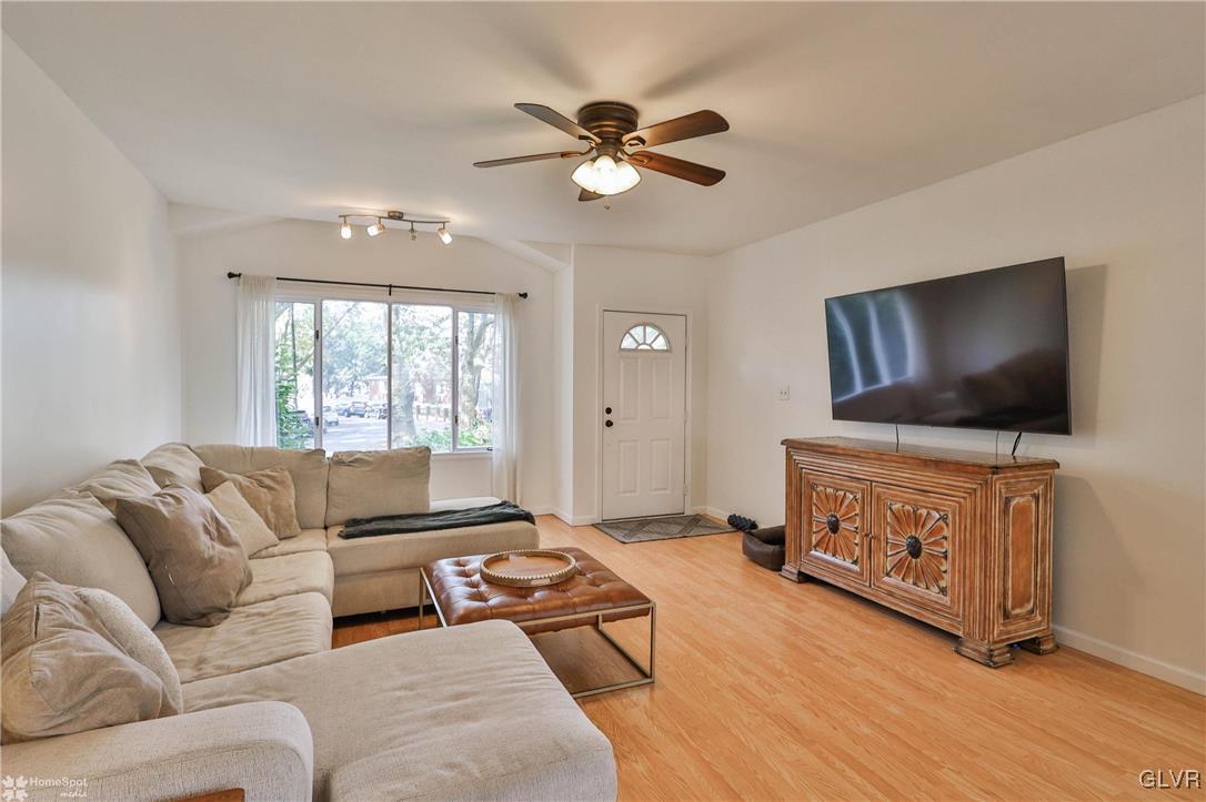 541 Goepp Circle