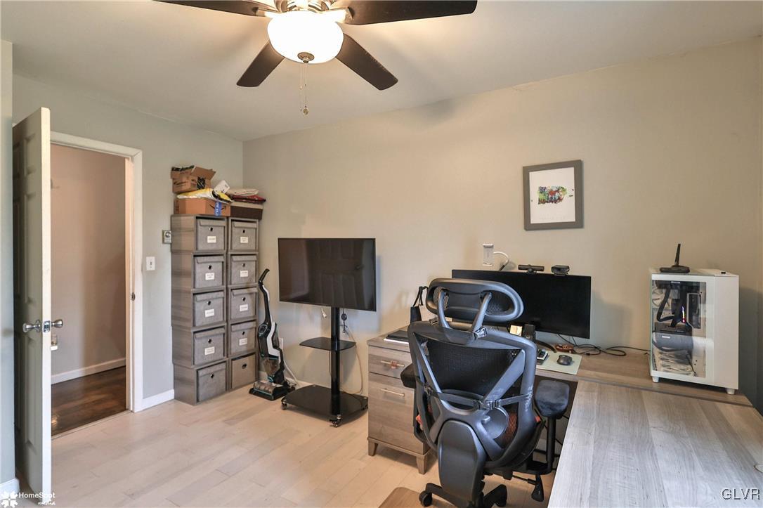 6989 Bergen Circle