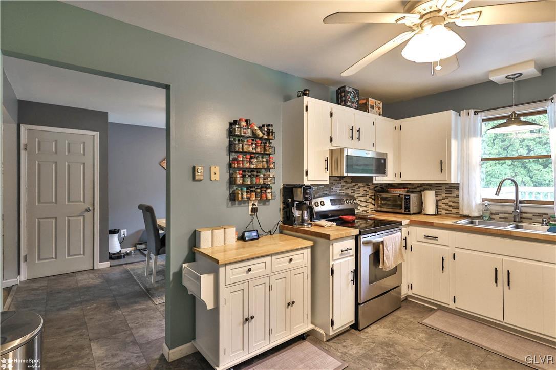 6989 Bergen Circle