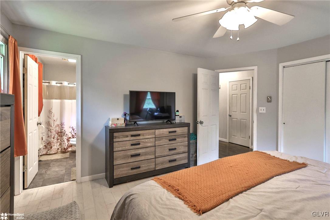 6989 Bergen Circle