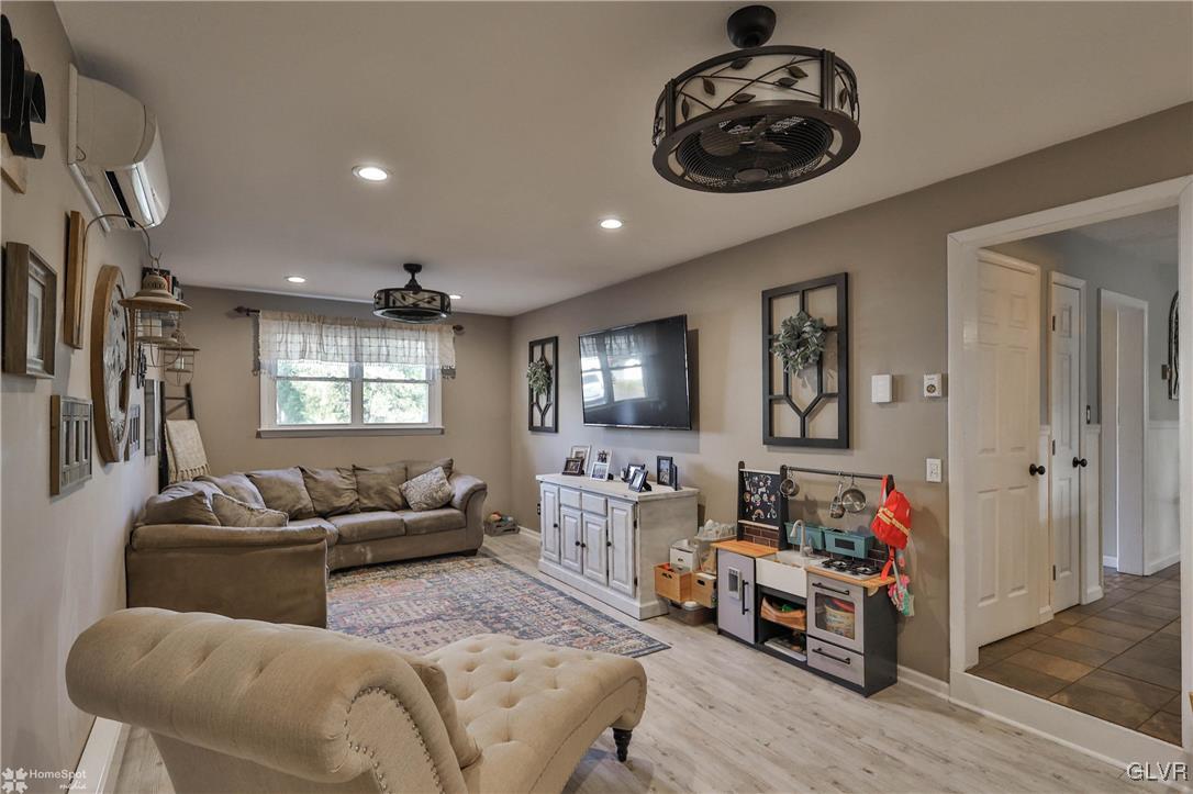 1505 Kenwood Drive