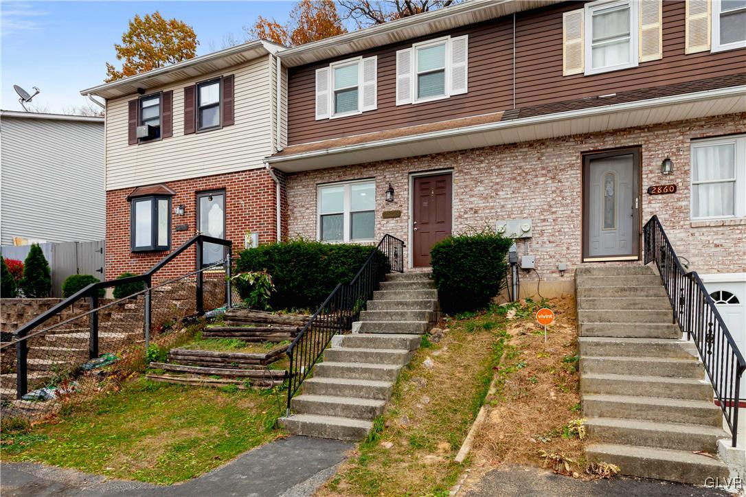 2858 Rhonda Lane