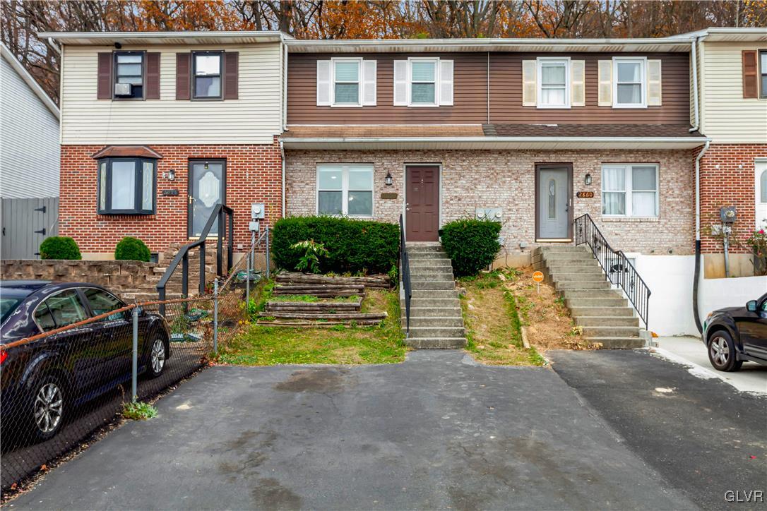 2858 Rhonda Lane