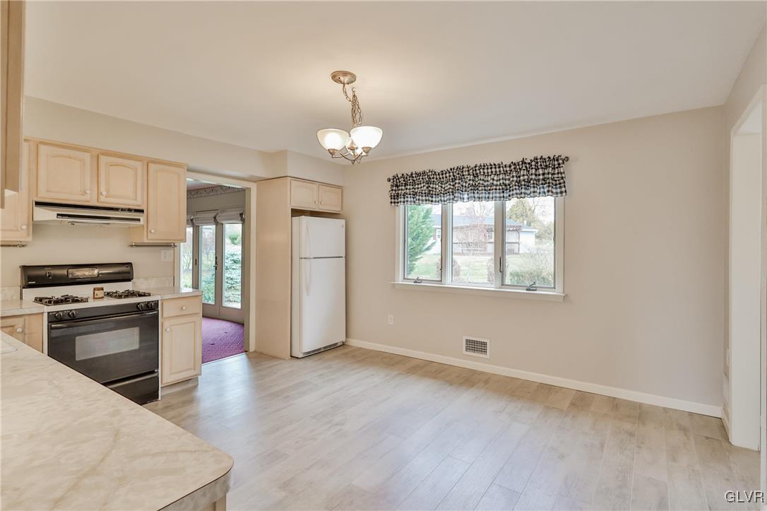 7 Joanna Way