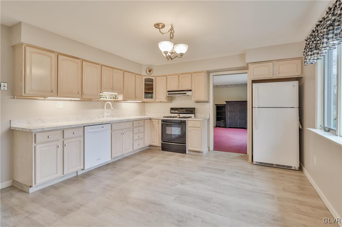 7 Joanna Way