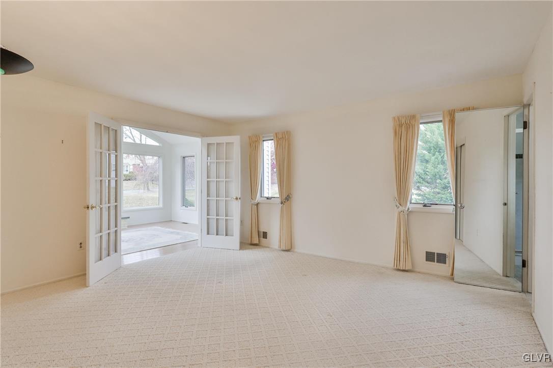 7 Joanna Way