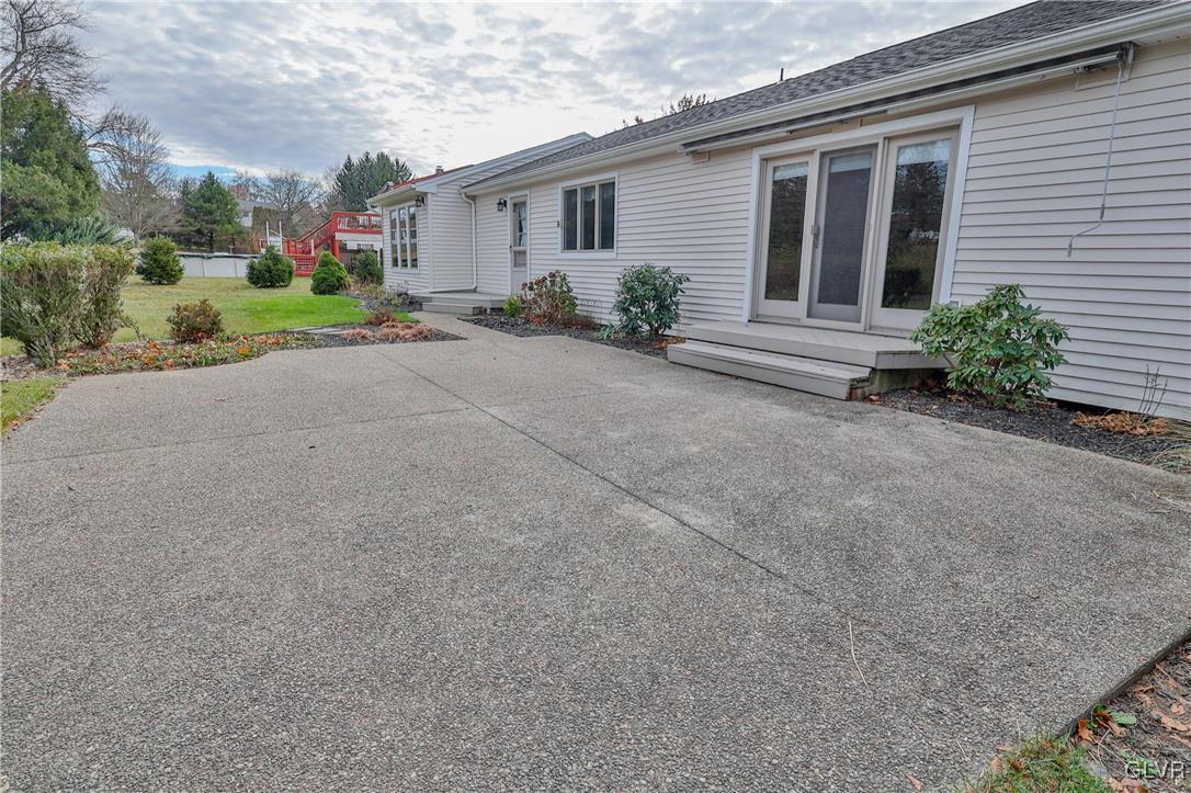 7 Joanna Way