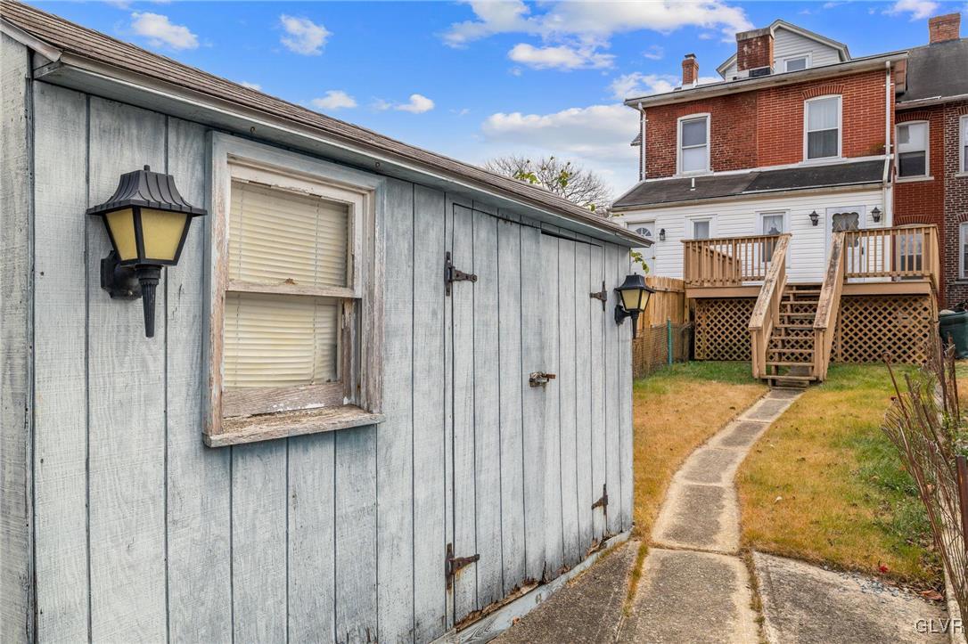 1421 Sioux Street