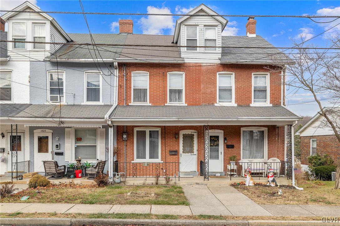 1421 Sioux Street