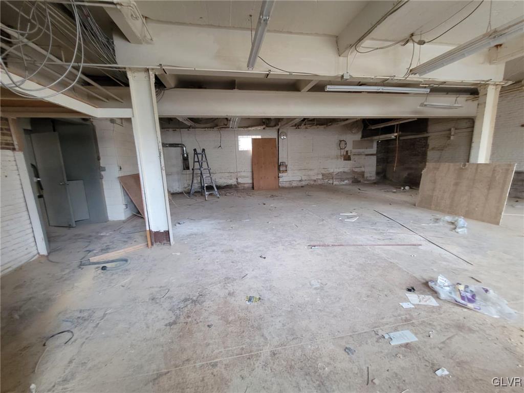 211 West Turner Street