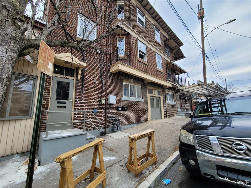 211 West Turner Street