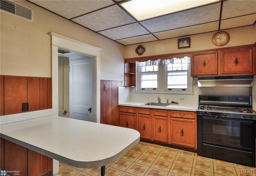 618 Prospect Avenue