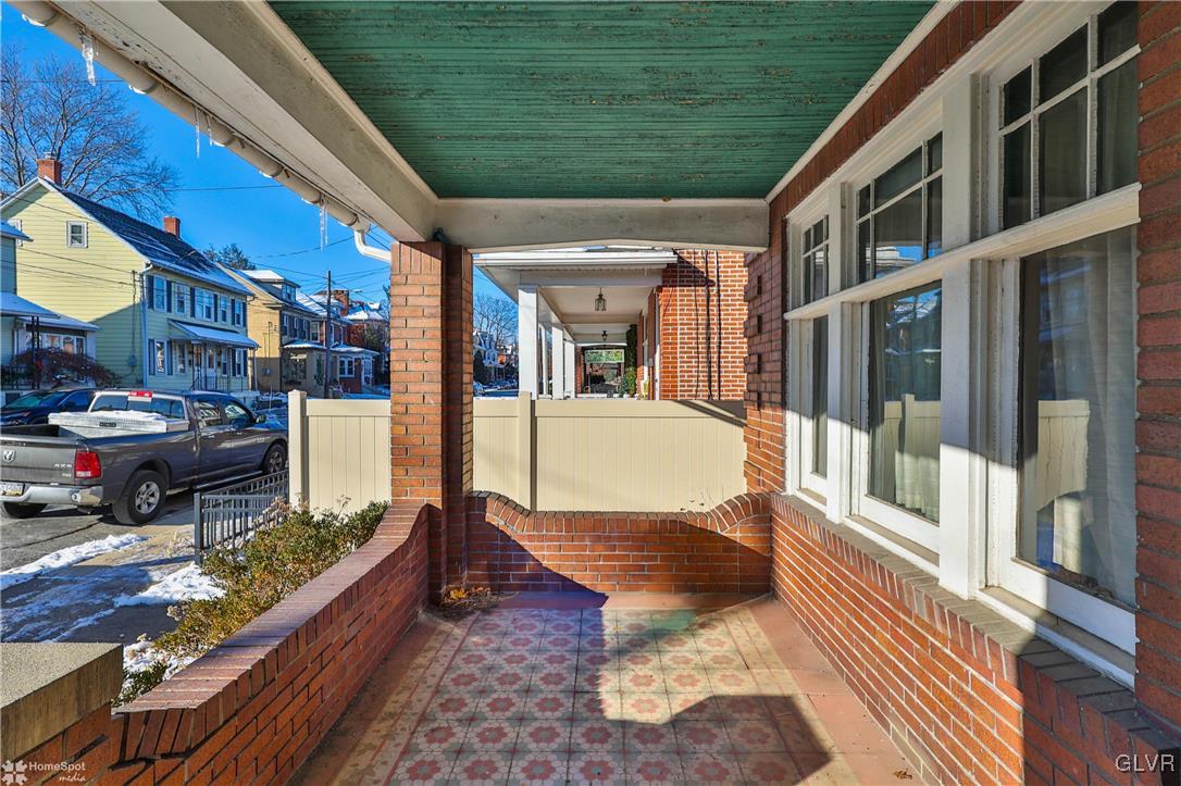 618 Prospect Avenue